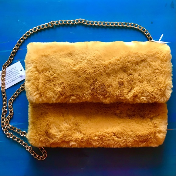 SOLD! N/A - New +Tag~ Soft Faux Fur Rabbit HAND BAG Crossbody Clutch~ Yellow - Picture 5 of 5